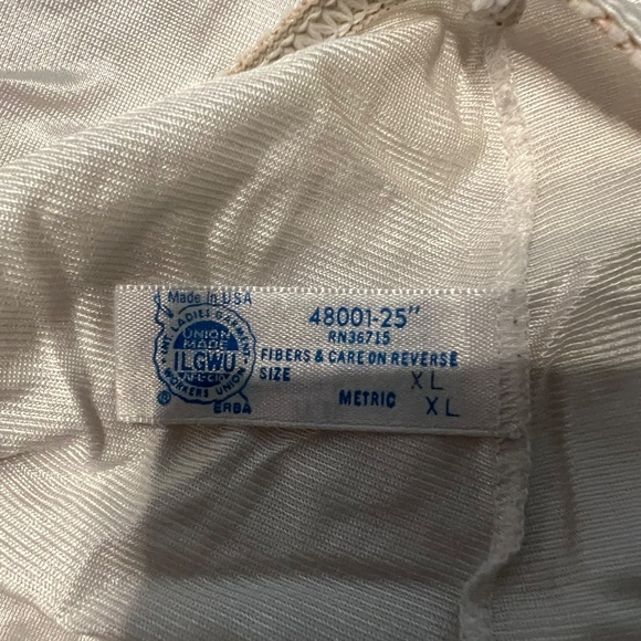 Cottagecore white slip mini skirt - Picture 5 of 6